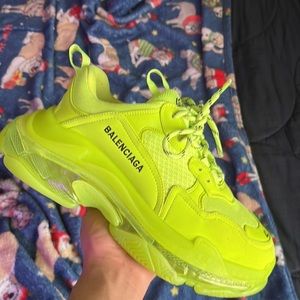Balenciaga triple s